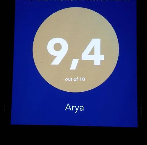 Arya *