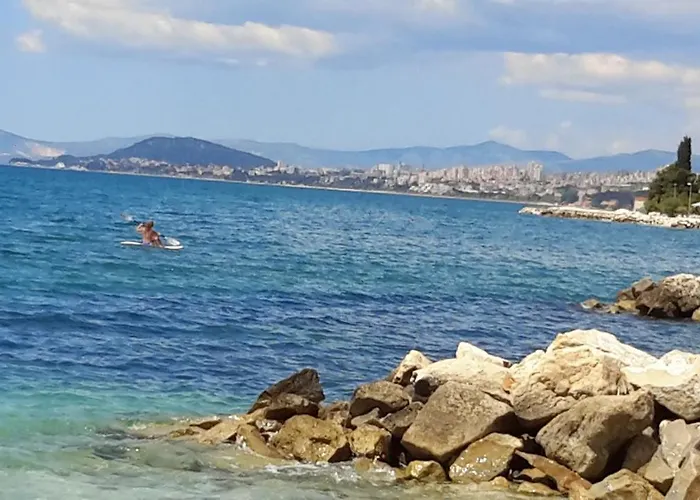 Arya * פודסטראנה